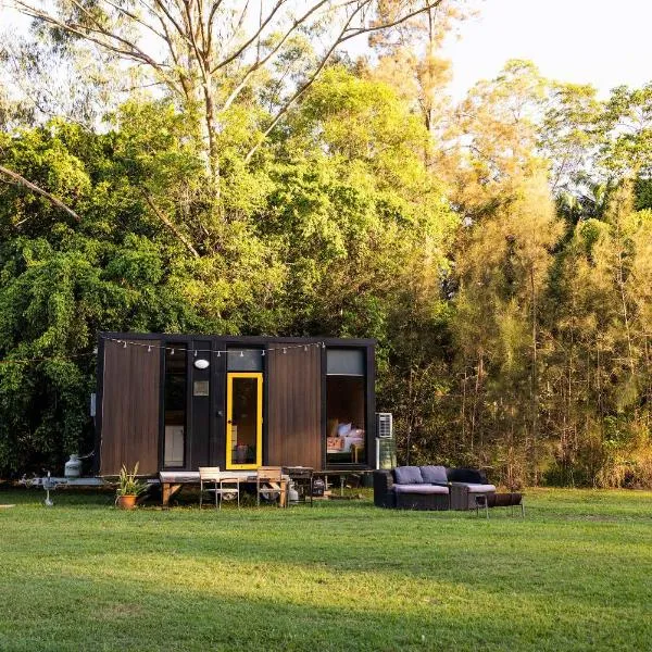 Dreamseed Cabin by Tiny Away, Hotel in Yandina