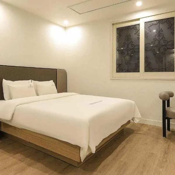 Vov Hotel, hotel in Busan
