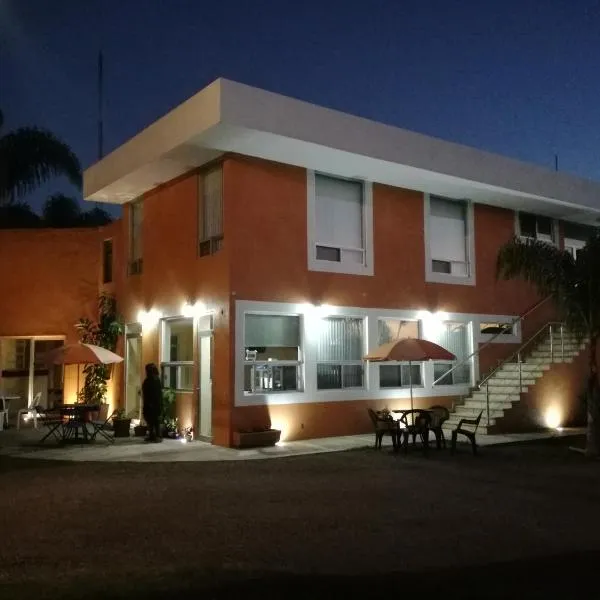 Villas Hotel Cholula，喬盧拉的飯店