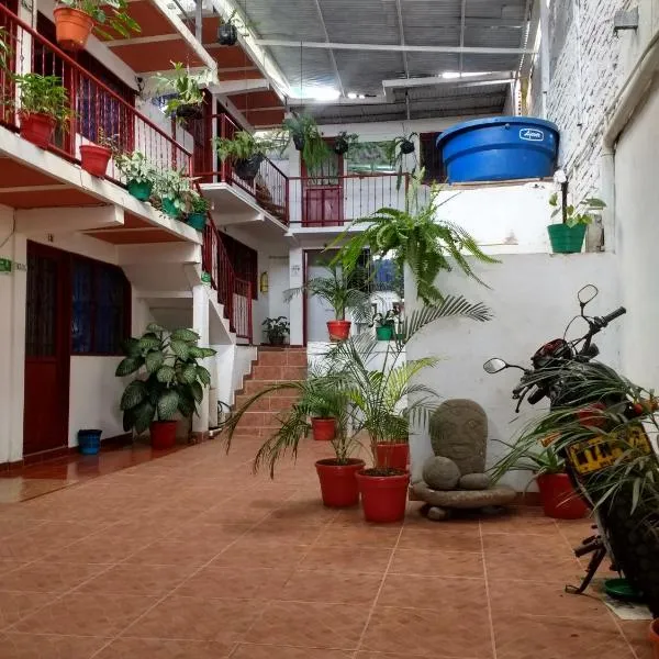 Hotel El Turista, hotel v destinaci San Agustín