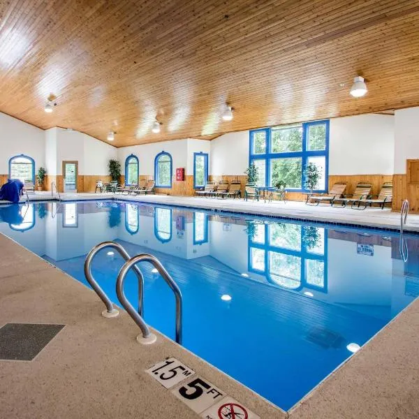 Comfort Suites Wisconsin Dells Area, hotel u gradu 'Portage'