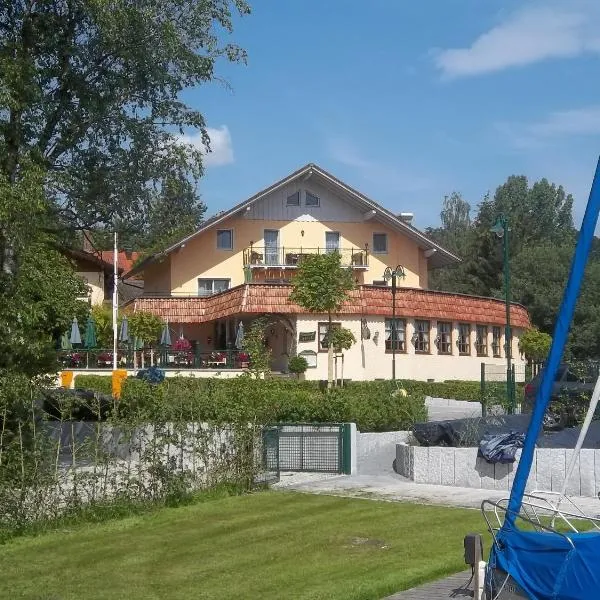 Hotel Mutz Garni, hotel in Inning am Ammersee