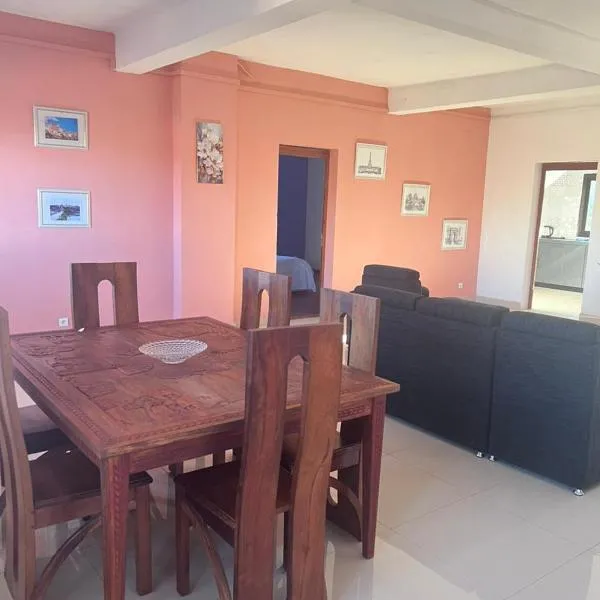 Akany Fitahiantsoa, hotel in Ivato