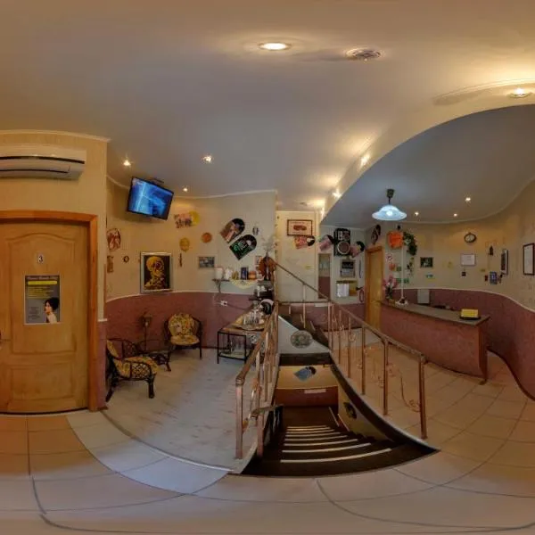 Yellowunlimited Hotel, hotel v destinaci Charkov