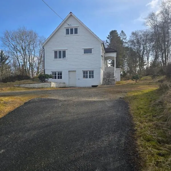 Leirvåg में, होटल Cabin in Leirvåg