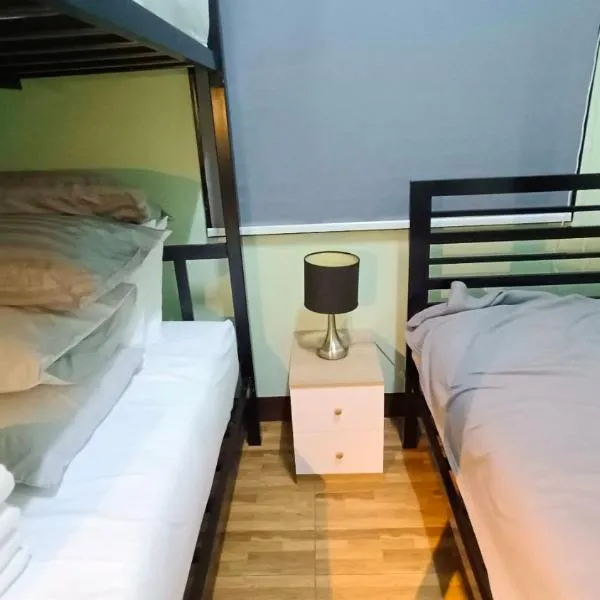 Chic Homestay Narathiwat, hotel en Ban Kam Pong Ba Ru