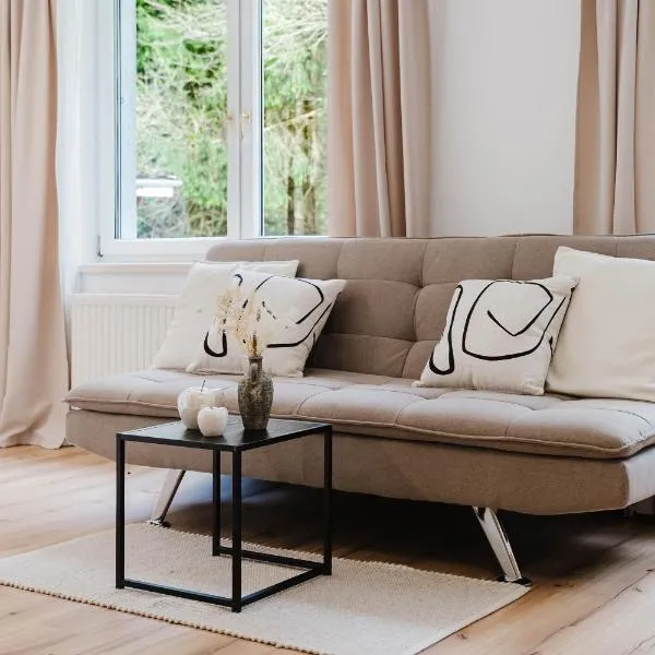 Billys Apartment, Renoviert, Parkplatz, Netflix, hotel a Altmünster