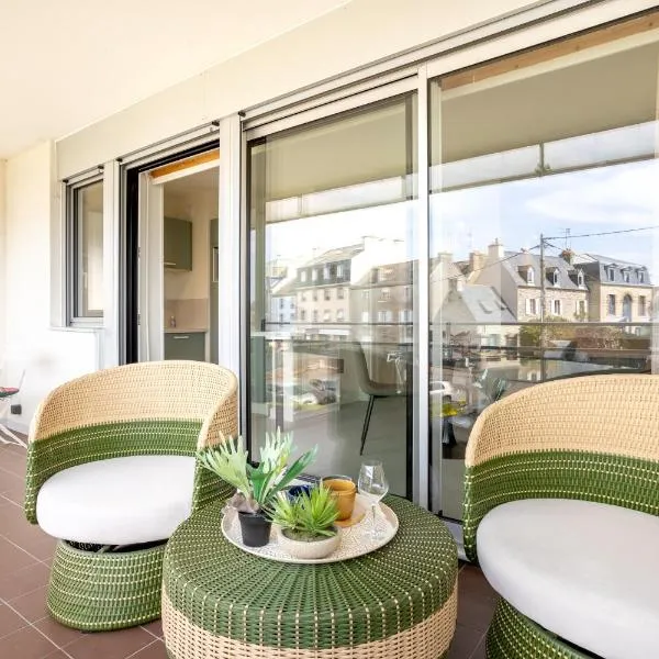 La pause iodée Studio -grand balcon, hotel u gradu 'Concarneau'