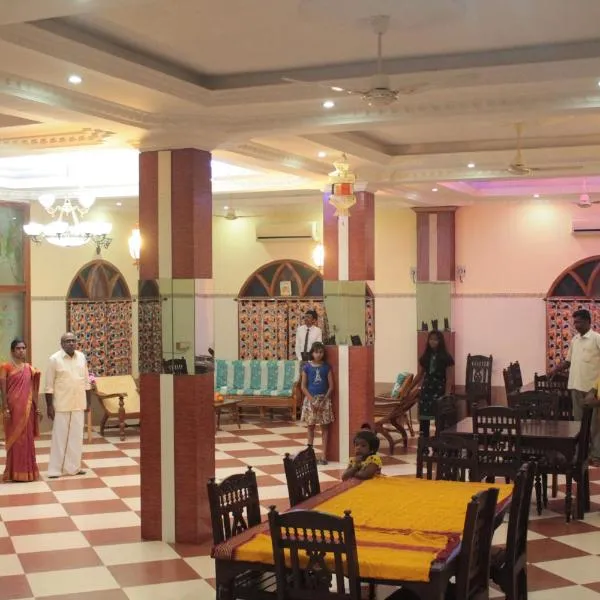 Chettinaadu Narayana Inn, отель в городе Kānādukāttān