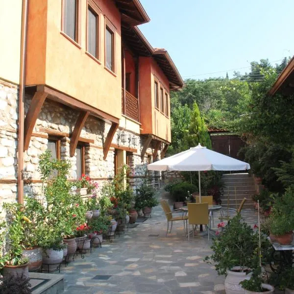 Livithron Rodon, hotel v destinaci Rodholívos