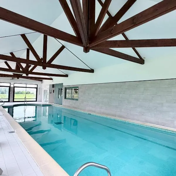 Holiday Inn Calais Coquelles by IHG, hotel v destinaci Coquelles