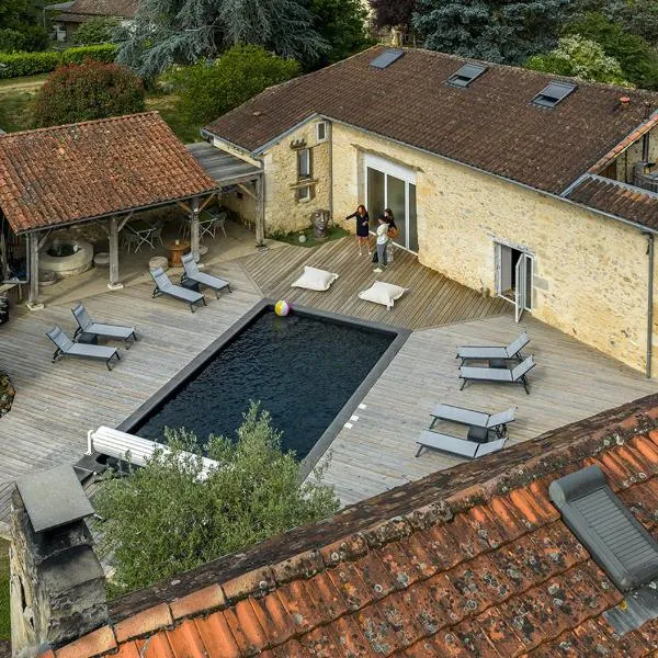 Ô Délices de la Monnerie, hotel v destinaci Bourgnac