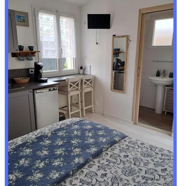 Au Pied du Mur, hotel a Orgnac-lʼAven