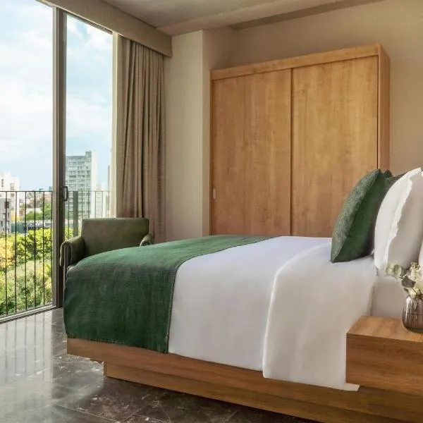 NH Guadalajara Studios, hotel i Guadalajara