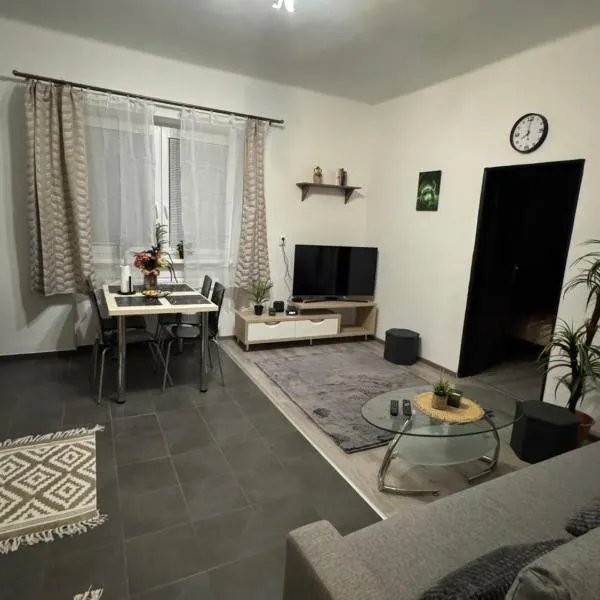 Apartment PMS, hotel din Veľká Mača