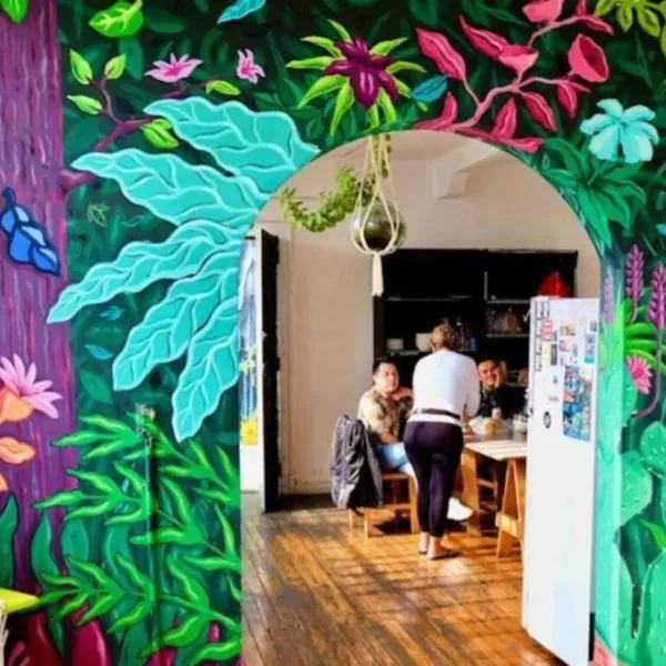 Massiosare El Hostal, отель в Мехико