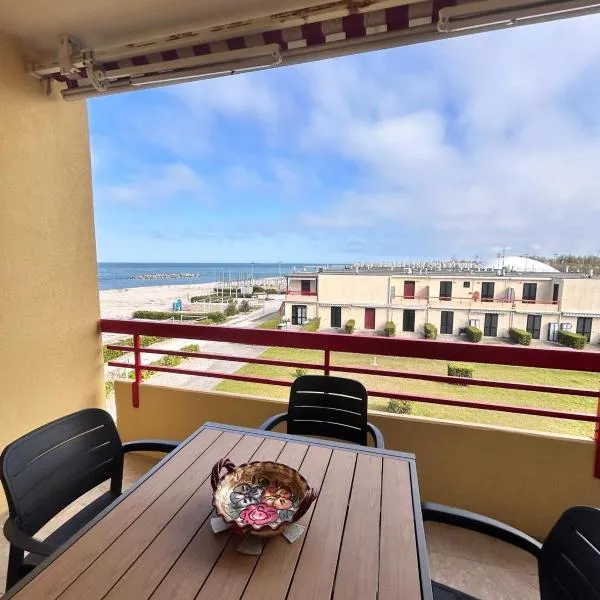 La casa di Giorè - Fronte Mare Gabbiani Ombrellone e 2 lettini inclusi, hotel em Fano