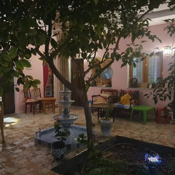 Eco houch Gafsa - authentisches Atriumhaus, hotell