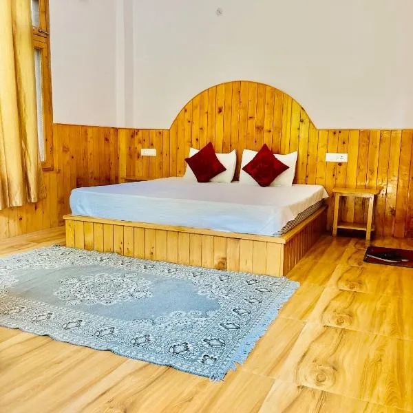 jibhi heritage cottage, hotell i Banjār