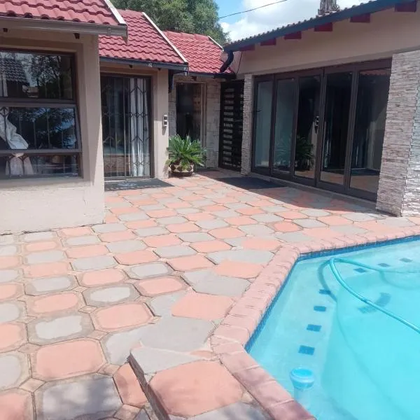 Limelight luxury Home, Hotel in Brakpan
