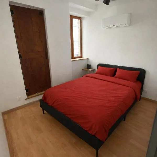 1- Appartement climatisé dans le centre historique d Aubenas, hotel en Aubenas