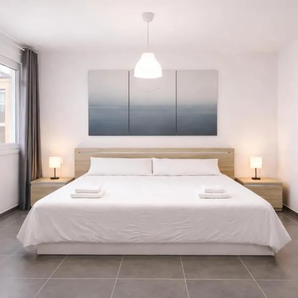 Nova Suites Viveiro، فندق في فيفييرو