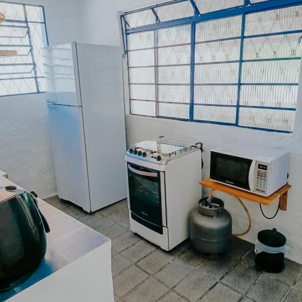 Casa próxima ao centro de Guarapari, com 5 vagas de garagem - Foto 4