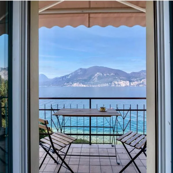 Apartment Di Lago by GardaDoma, hotel a Brenzone sul Garda