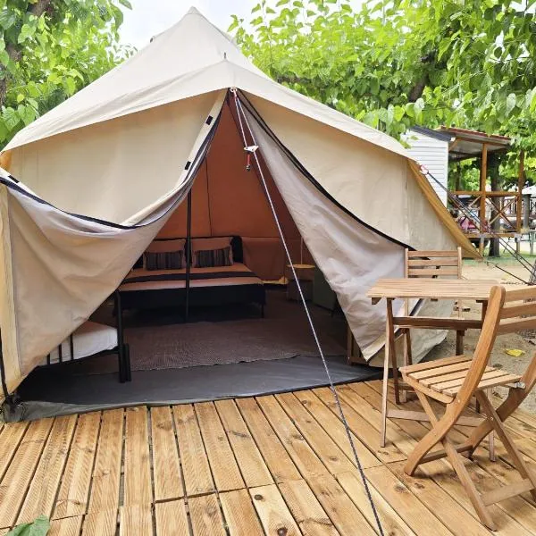 Camping Costa Dorada Tienda Savia, hotel a Canet de Mar