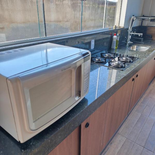 Quatro com suite e cozinha - Foto 2