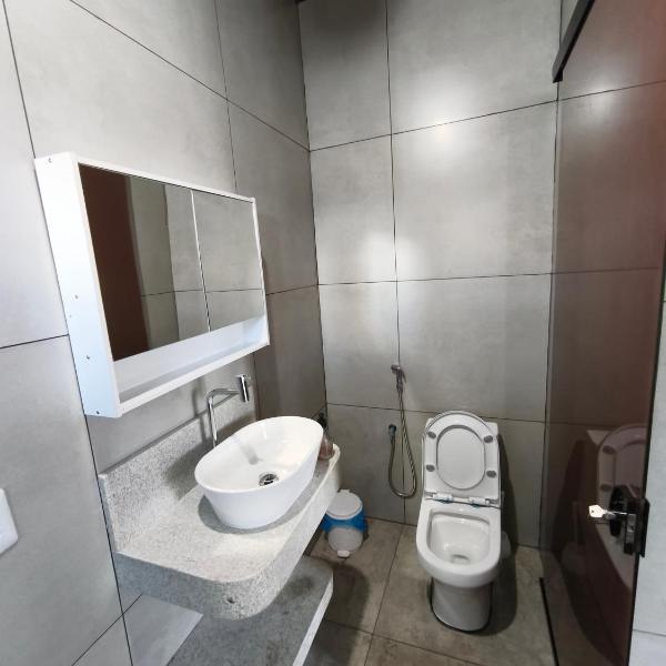 Quatro com suite e cozinha - Foto 5
