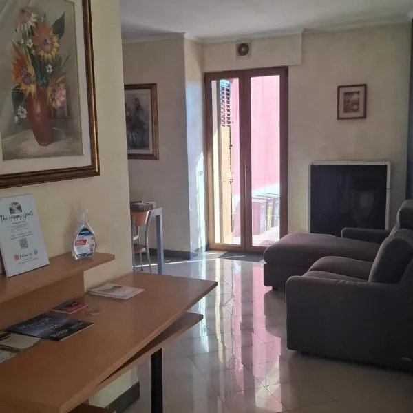 The Happy Goat Apartment, hotell i Germignaga