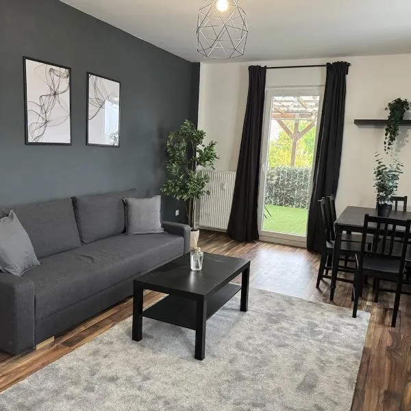 2BR, terrace, free parking, hotel v destinácii Leverkusen
