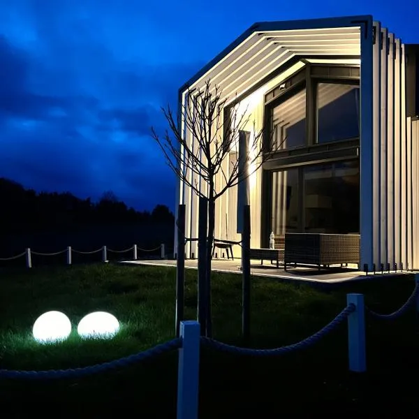 Casa Kashubia - Kaszuby Domek nad jeziorem I cisza natura i luksus, hotel v destinaci Brzeźno Szlacheckie