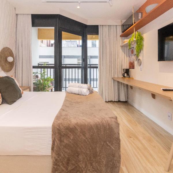 56NV Studio no coração da Liberdade SP 300m Estação Japão Liberdade, acomoda até 02 pessoas