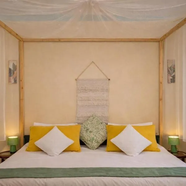 Maya's Abode By Amulya - An Apartment with Sun Facing & Mountain View, hotell i Shimla