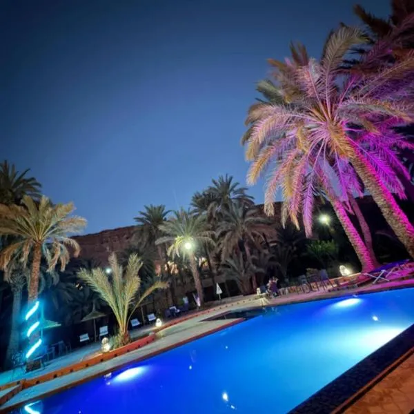 GITE LA GROTTE VALLEE, hotel v mestu Aoûtouss