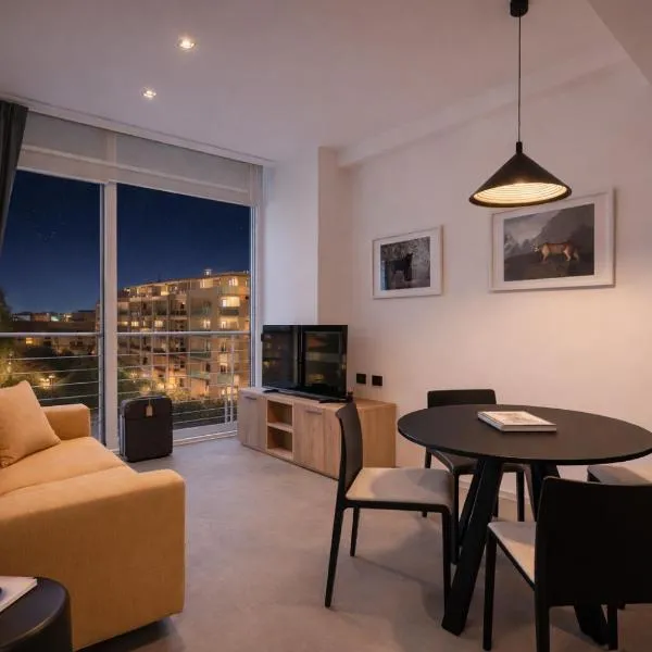 My Lux Palace Luxury Apartments - Private Parking, viešbutis mieste Albisola Marina