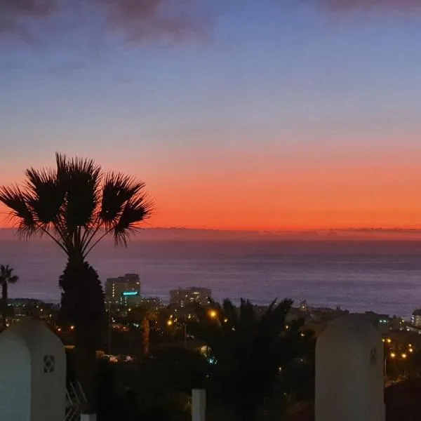 Ocean View Apartments、アデへのホテル