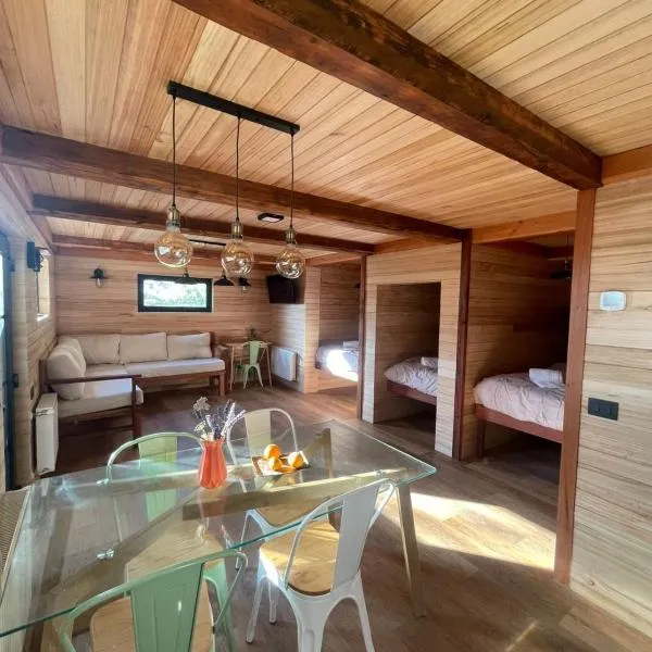Tiny Under Chalet, Hotel in Santiago