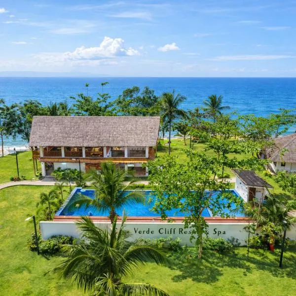 Casa Verde Cliff Resort & Spa، فندق في جزر كاموتيس