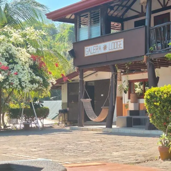 Galera Lodge & Cafe, hotell i Puerto Galera