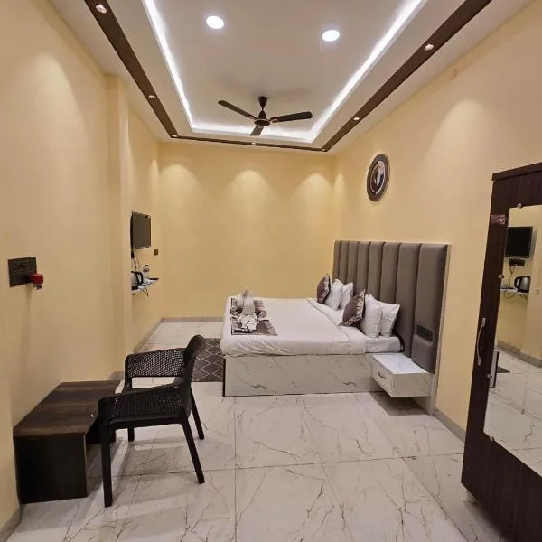 Shree Dharan Stays, hotel en Ayodhya
