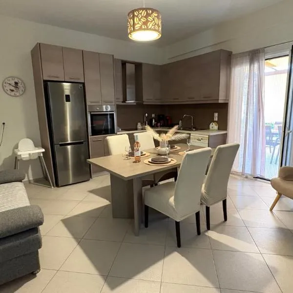 Eleni Apartment, Hotel in Perdika