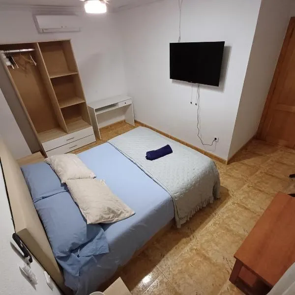 PARRA HOME y Garaje, Algemesi Home, hotel u gradu 'Algemesí'