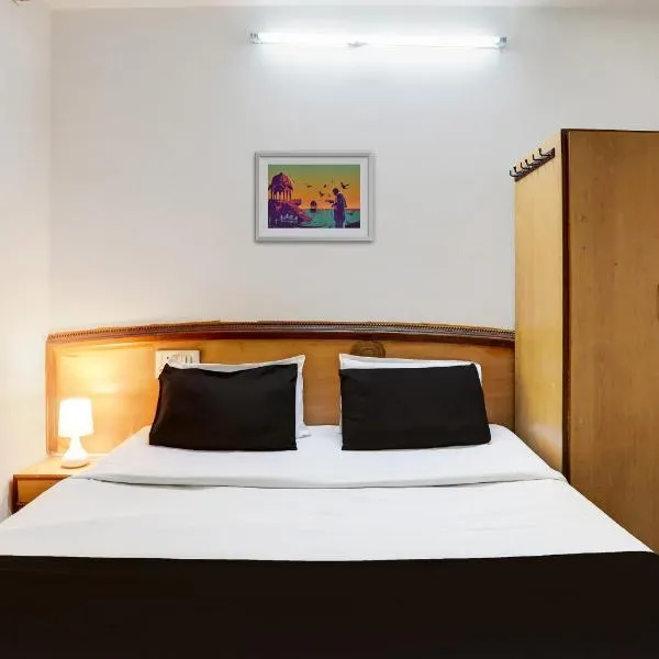 SPOT ON Hotel Rk Residency Near MGBS Bus station photo 2