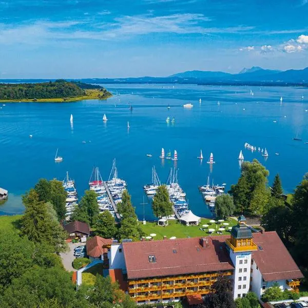 Yachthotel Chiemsee GmbH, hotel v destinaci Prien am Chiemsee