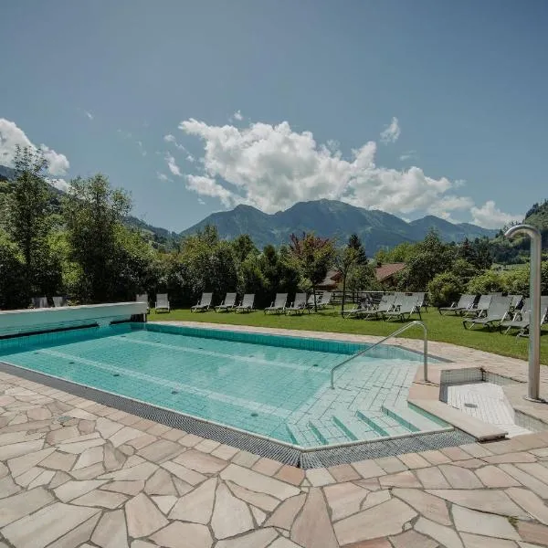 Chalet Lerch, hotel u gradu Sankt Johan im Pongau