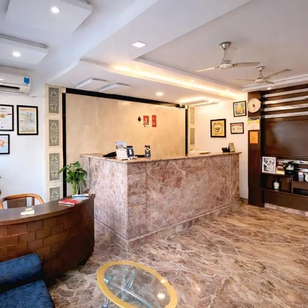 Goyal Hotelirs - Hotel Tara Palace near Tajmahal east gate, Agra photo 2