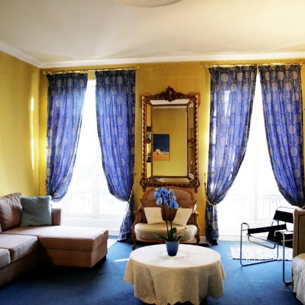 chambres de charme "Florence", hotel in Chassaignes